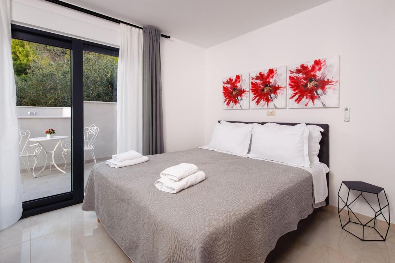 Villa Leona A Luxury Villa Near Makarska, Heated Pool ซิโวกอสเชีย ภายนอก รูปภาพ